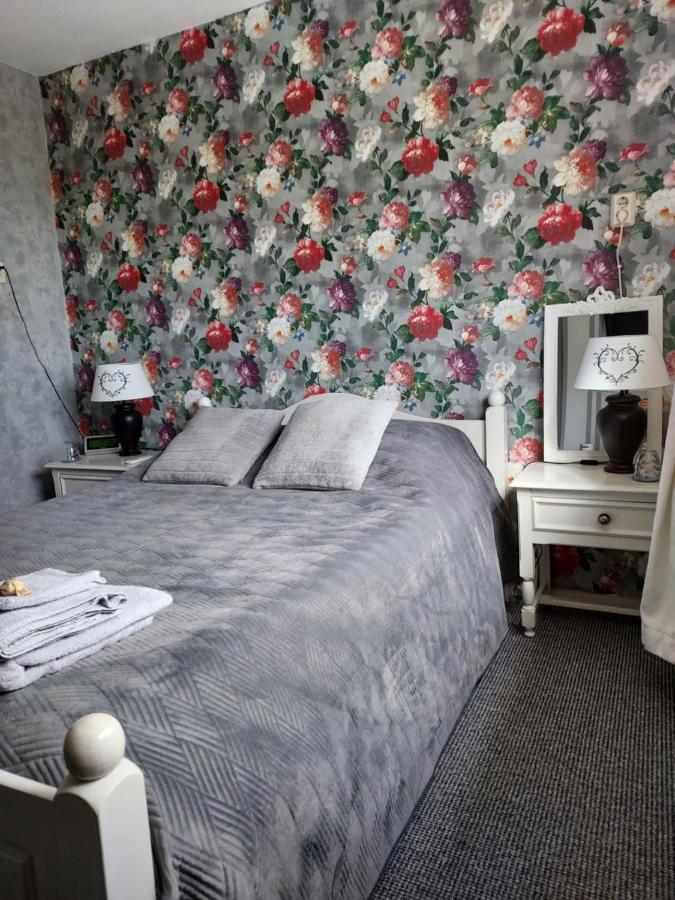 Familie Postma B&B Anjum Extérieur photo